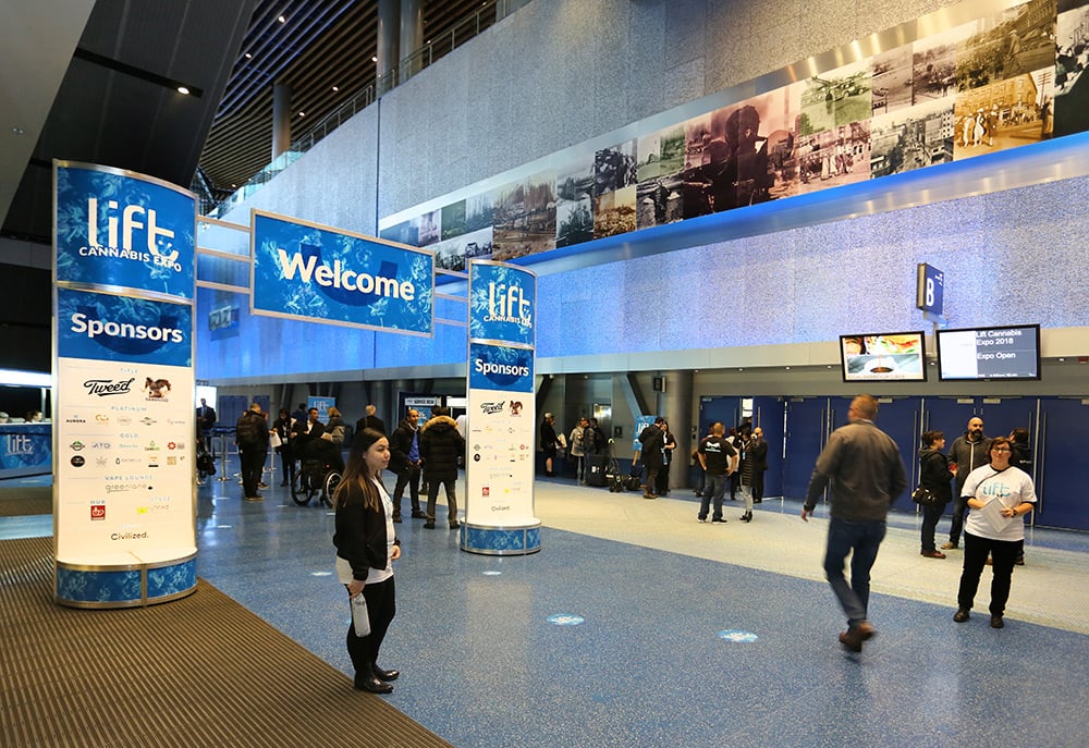 Lift Cannabis Expo — LEVY show build, photo 08.